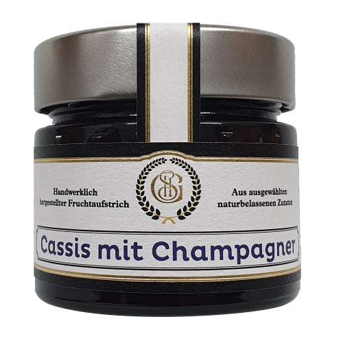 Cassis mit Champagner